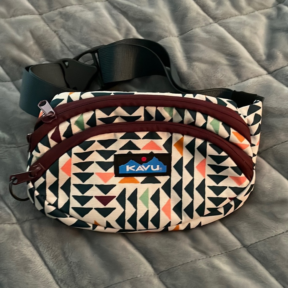 Kavu Fanny pack. Belly bag. Brand new.